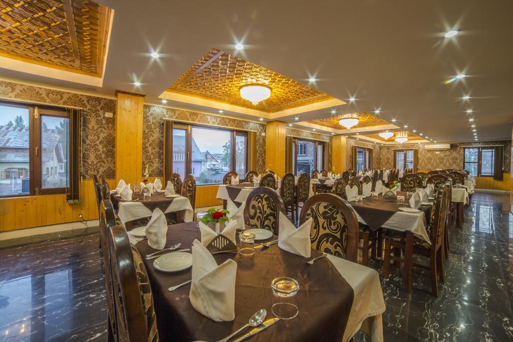Palette - Solar Residency Hotel Srīnagar Екстериор снимка