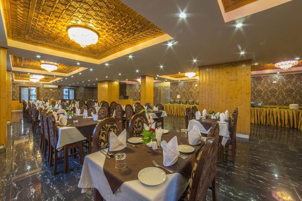 Palette - Solar Residency Hotel Srīnagar Екстериор снимка