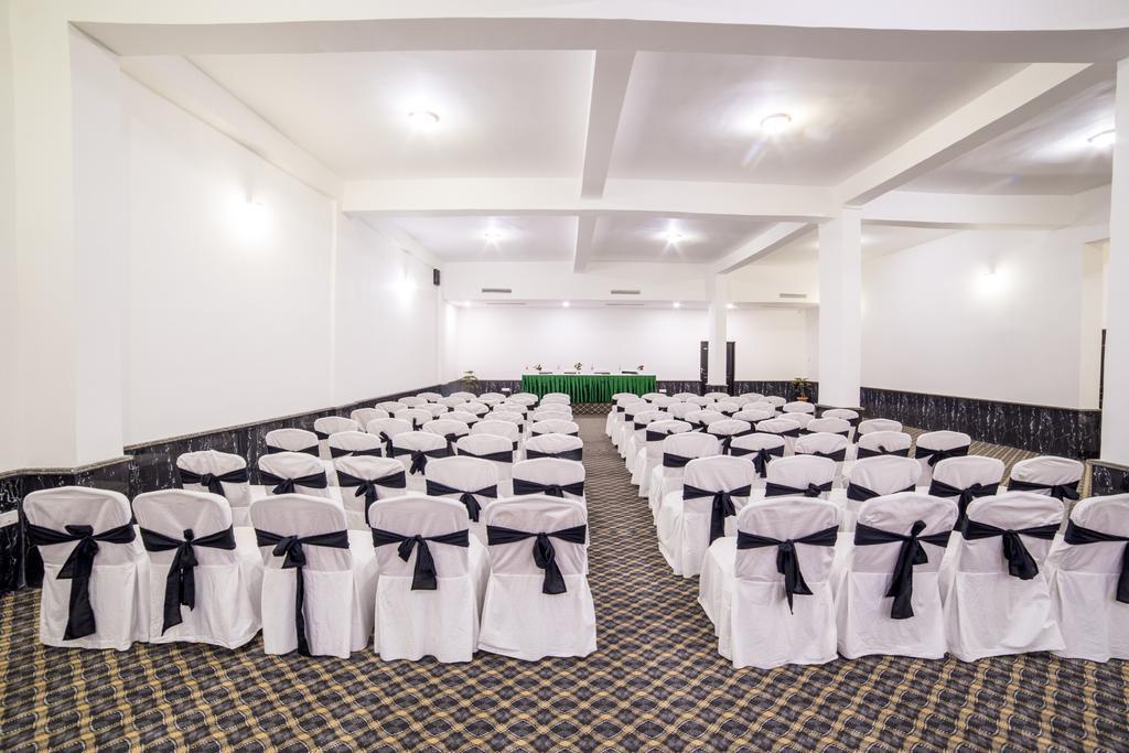 Palette - Solar Residency Hotel Srīnagar Екстериор снимка