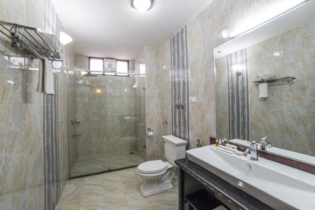 Palette - Solar Residency Hotel Srīnagar Екстериор снимка