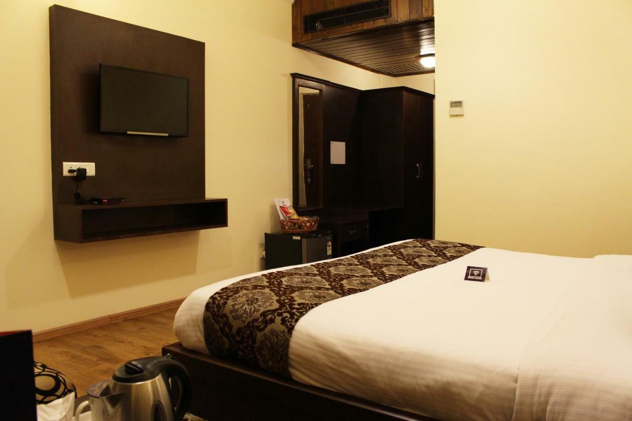 Palette - Solar Residency Hotel Srīnagar Екстериор снимка