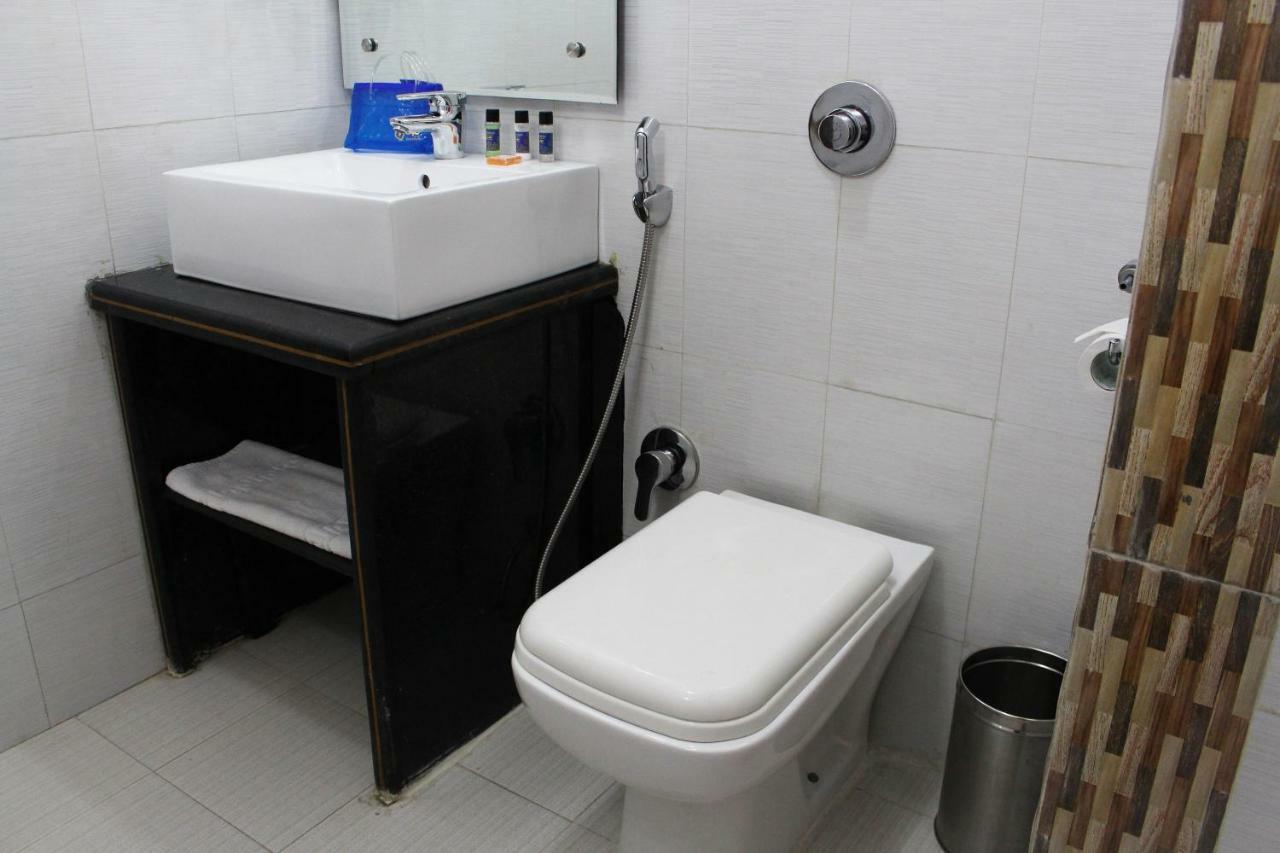 Palette - Solar Residency Hotel Srīnagar Екстериор снимка